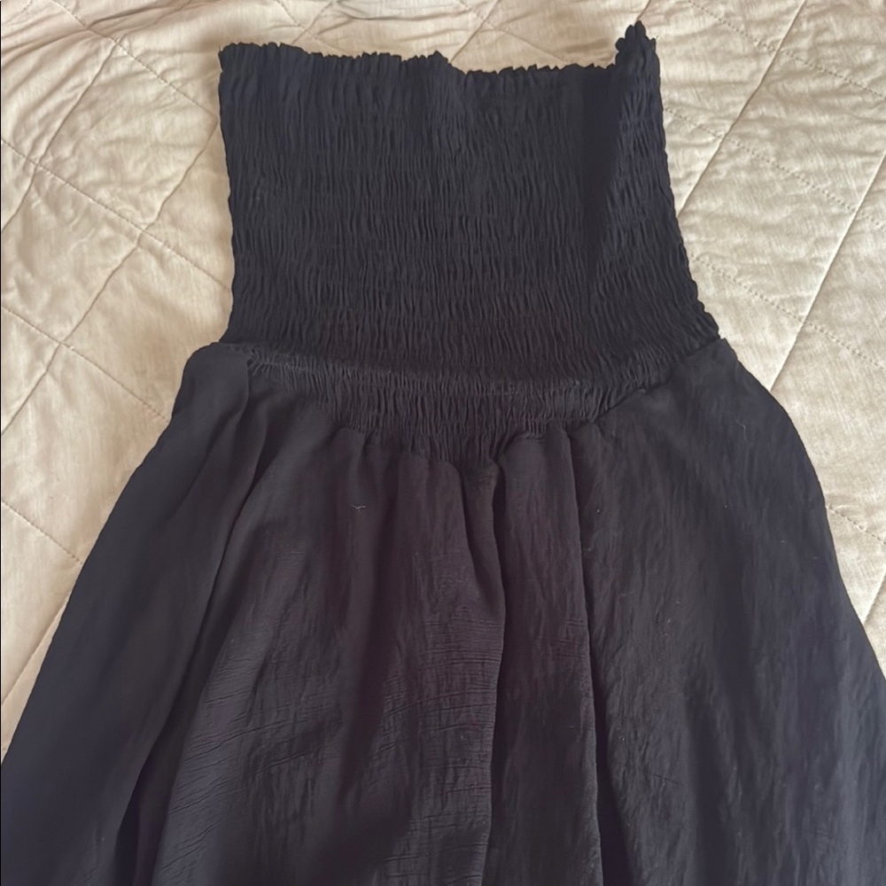Elegant Black Strapless Dress